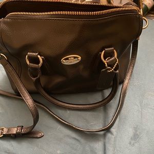 Coach shoulder bag.